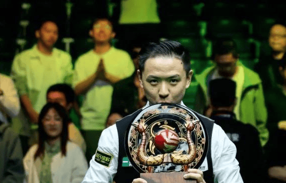 开云体育-Ning重返赛场，败北首场状态出色，FPX观众沸腾！的简单介绍