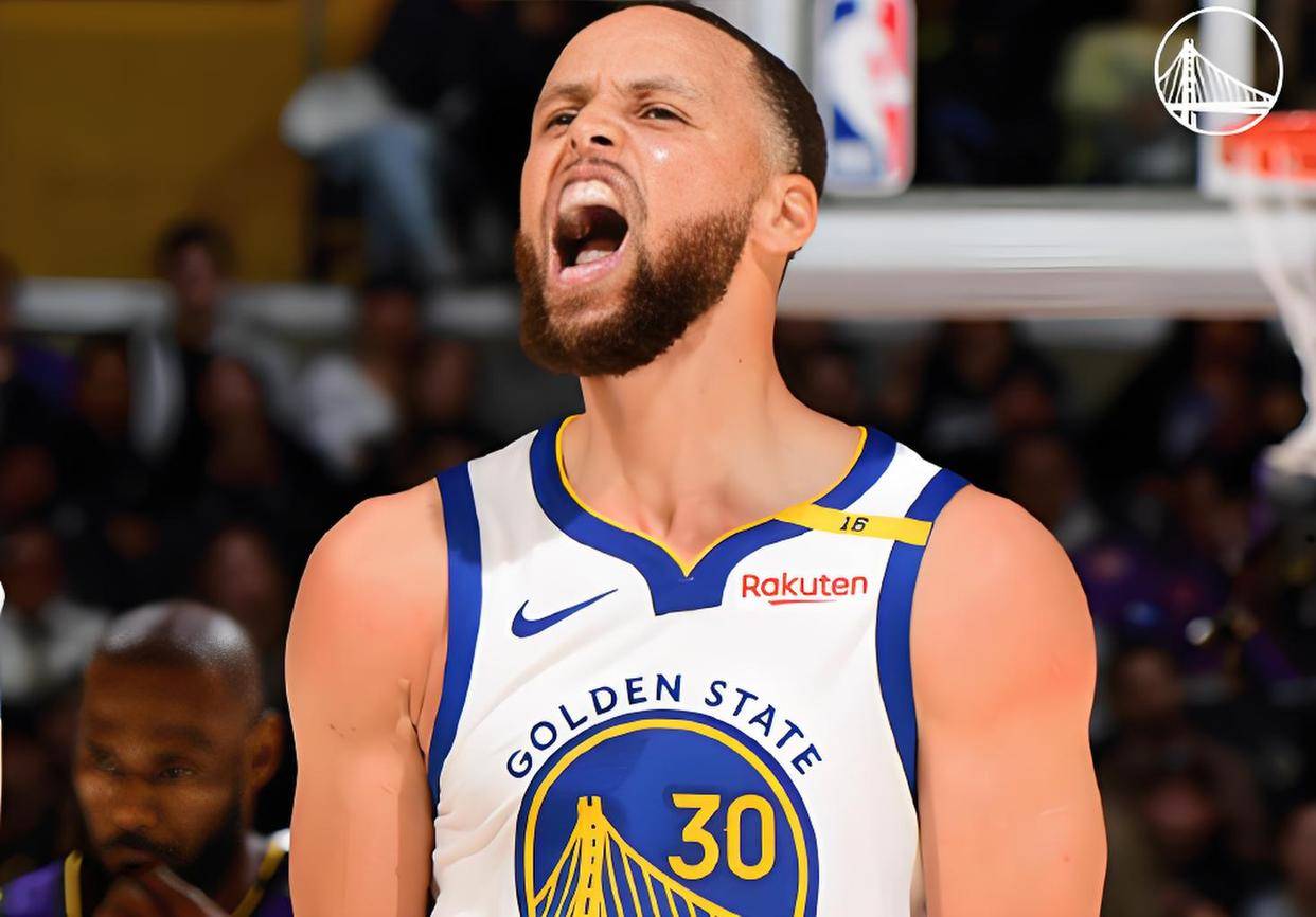 开云体育-库里在DWG比赛中出色防守，比赛局势复杂引发热议！