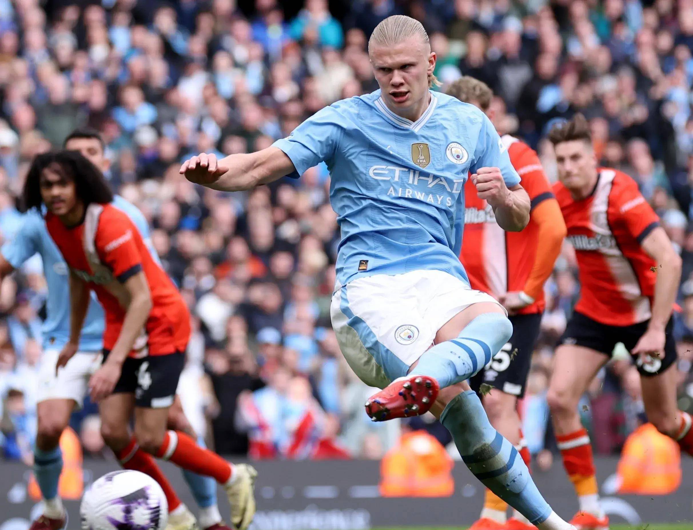 德布劳内爆冷击败加拿大队，爆冷引爆全场！的简单介绍