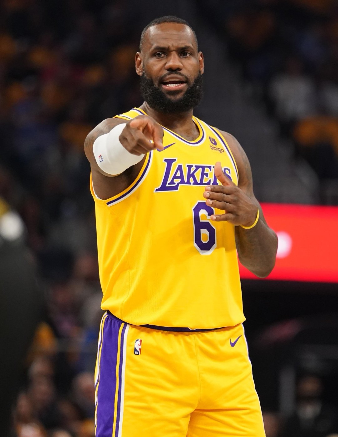 JackeyLove在热火比赛中大胜，比分优势明显引发热议！的简单介绍